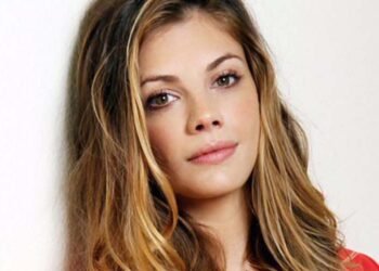 Sarah Habel Bio | Career | Net Worth 2021