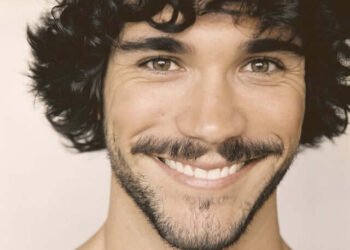 Myko Olivier Bio | Career | Net Worth 2021