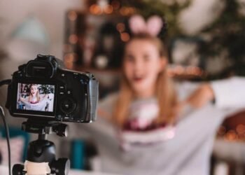 Top 10: World’s Hottest Female YouTubers of 2021