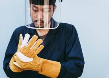 Right Equipment for Handling Glass