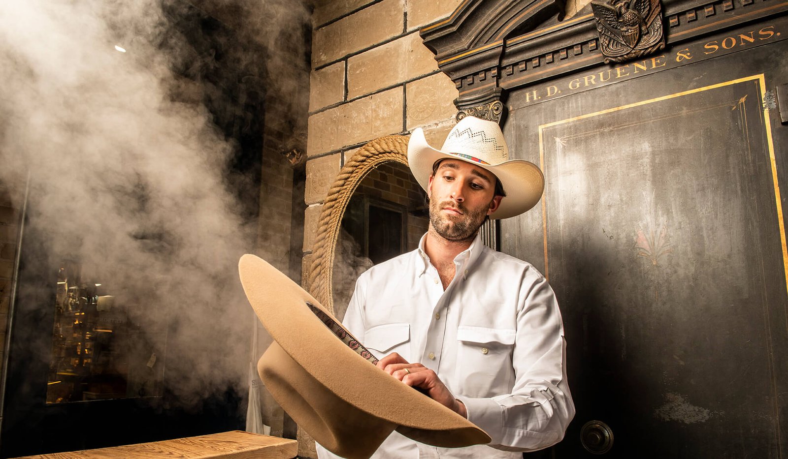 Rattlesnake Skin Hatband: The Perfect Cowboy Hat Accessory