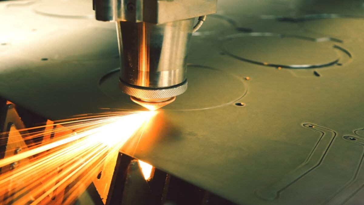 Laser Cutting Machine