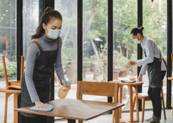 Hiring a Professional Team to Do Your Vacate Clean Services