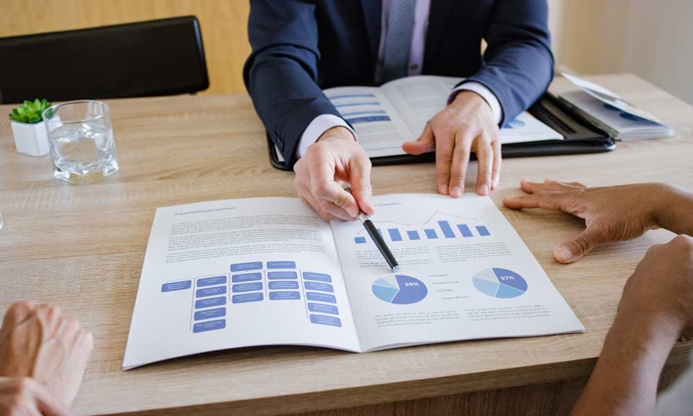 Financial Advisor